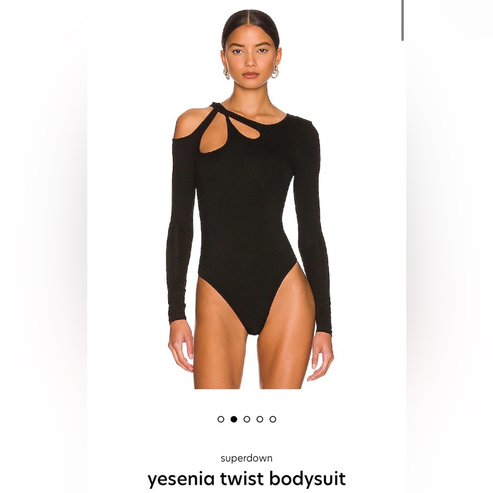 superdown Black Yesenia Twist Bodysuit